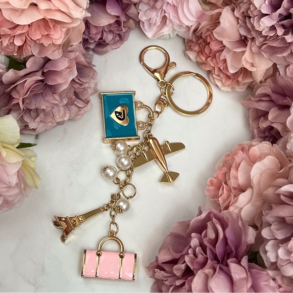 Stunning Airplane Eiffel Tower Travel Bag Keychain Charm - Picture 5 of 16